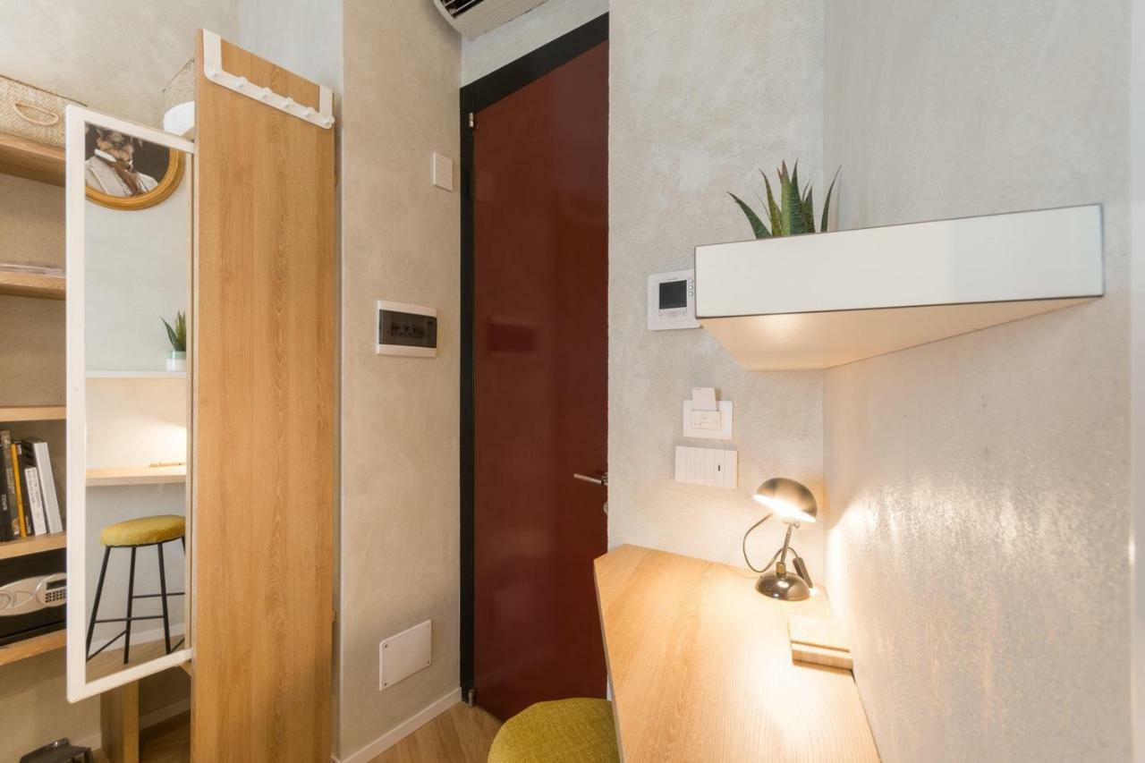 Duomo Deluxe Room Milano Eksteriør bilde